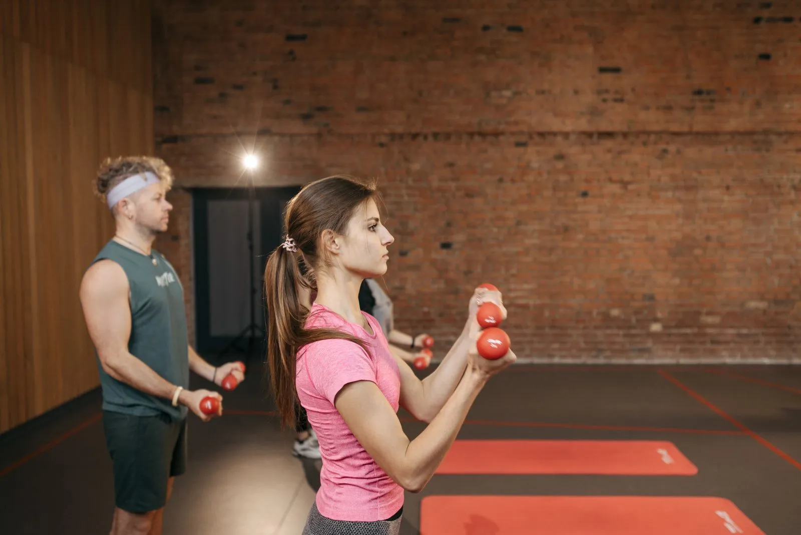 How Small-Group Training Helps You Stay Consistent